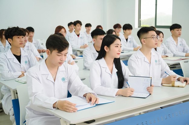 Sinh viên HNC học tập, sáng tạo và phát triển